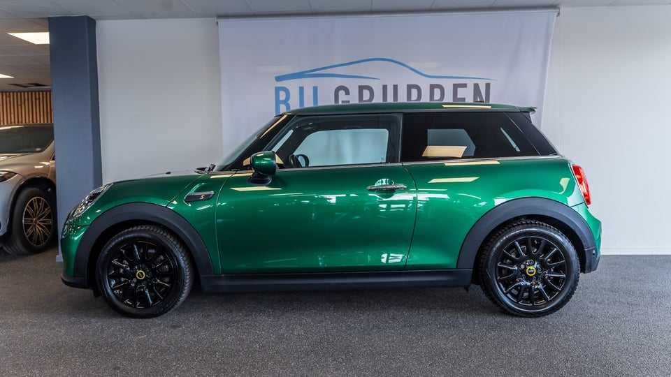 MINI Cooper SE Classic Trim 3d