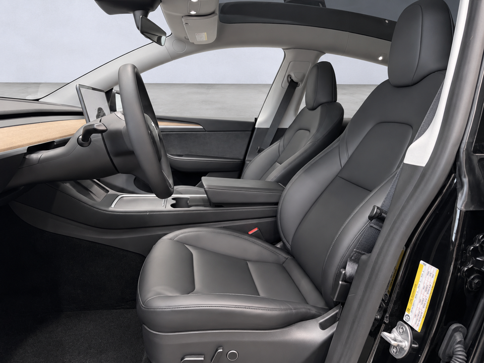 Tesla Model Y Long Range AWD 5d