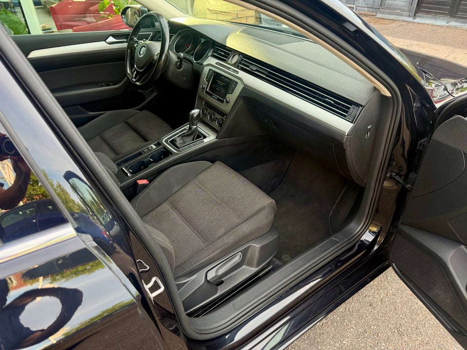 VW Passat 2,0 TDi 150 Highline+ Variant DSG 5d