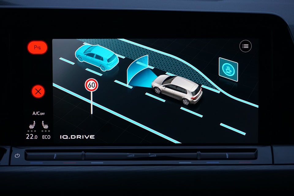 VW Golf VIII 1,4 eHybrid DSG 5d