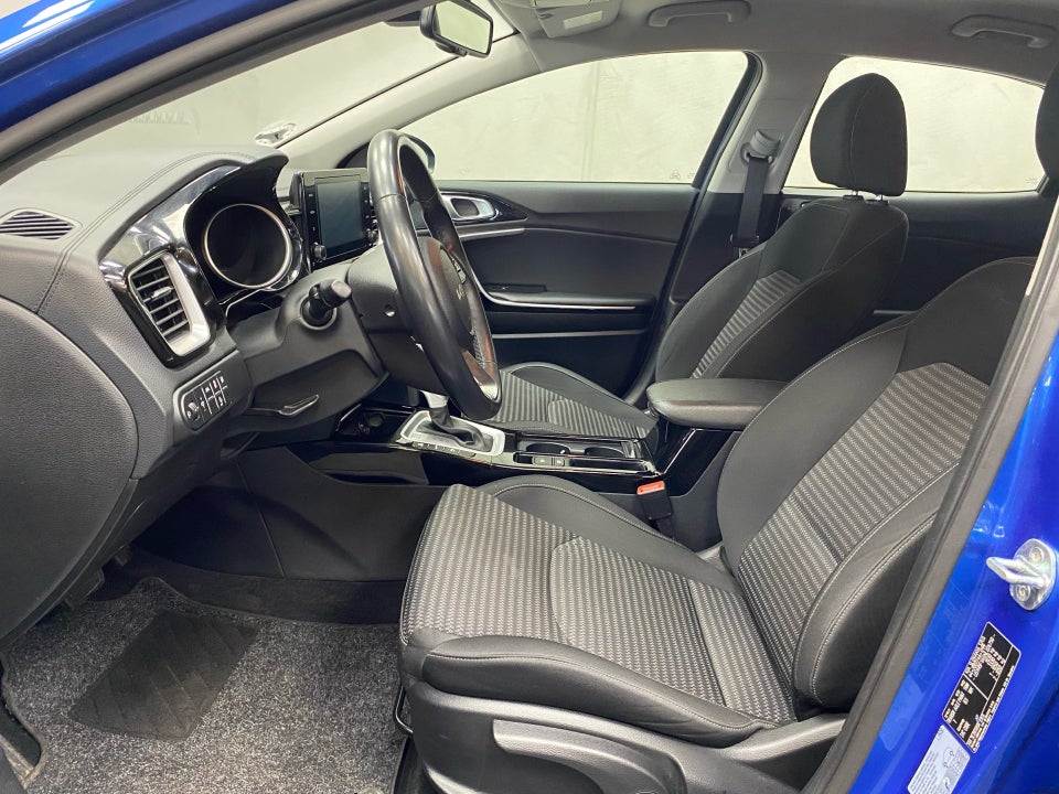 Kia XCeed 1,6 PHEV Prestige DCT 5d