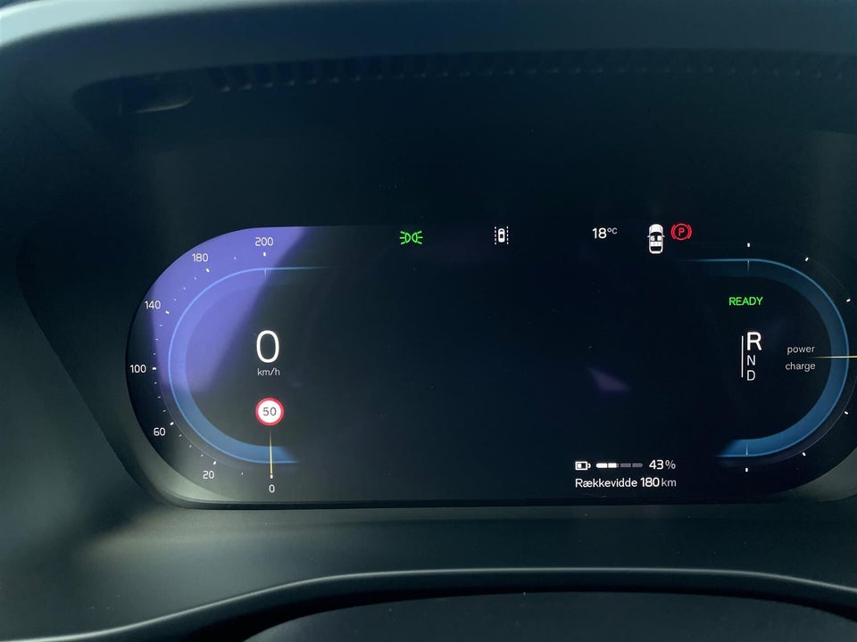 Volvo XC40 ReCharge Twin Ultimate 5d