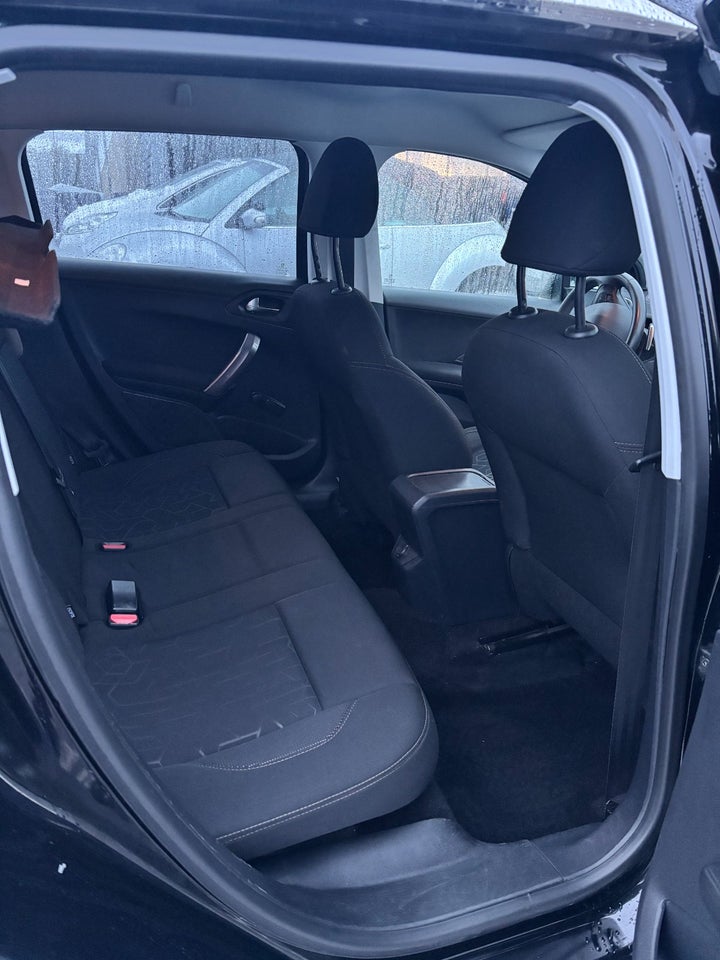 Peugeot 2008 1,2 e-VTi 82 Active ESG 5d