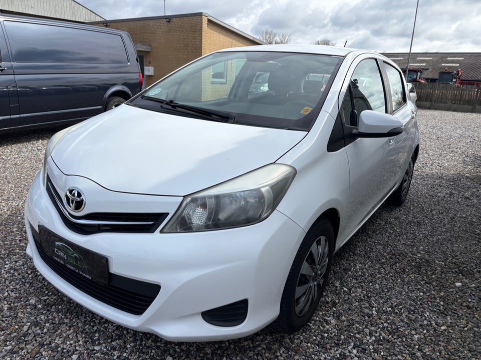 Toyota Yaris 1,0 VVT-i T2 Touch 5d