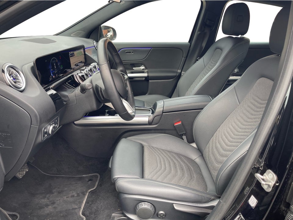 Mercedes EQA250+ Progressive 5d