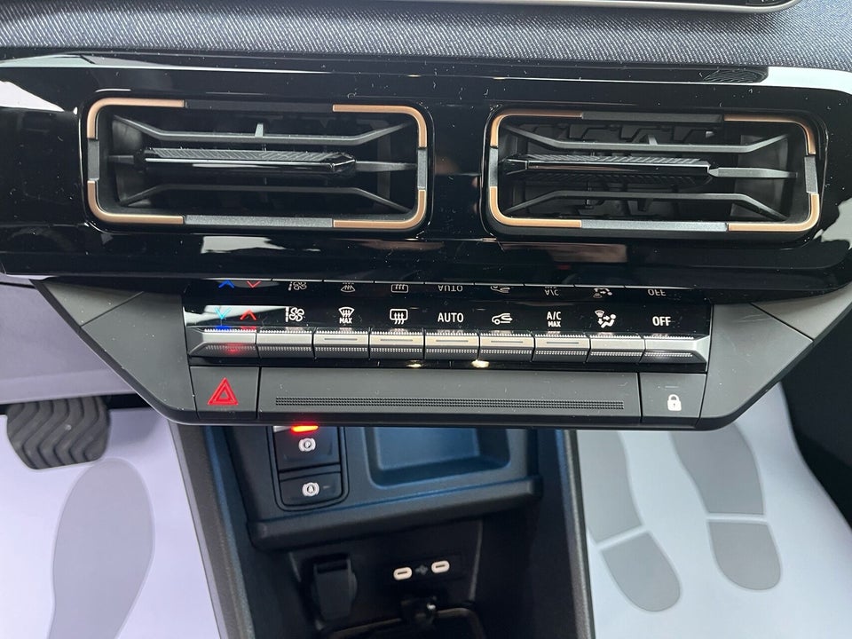 Renault 4 E-Tech 52 Techno 5d