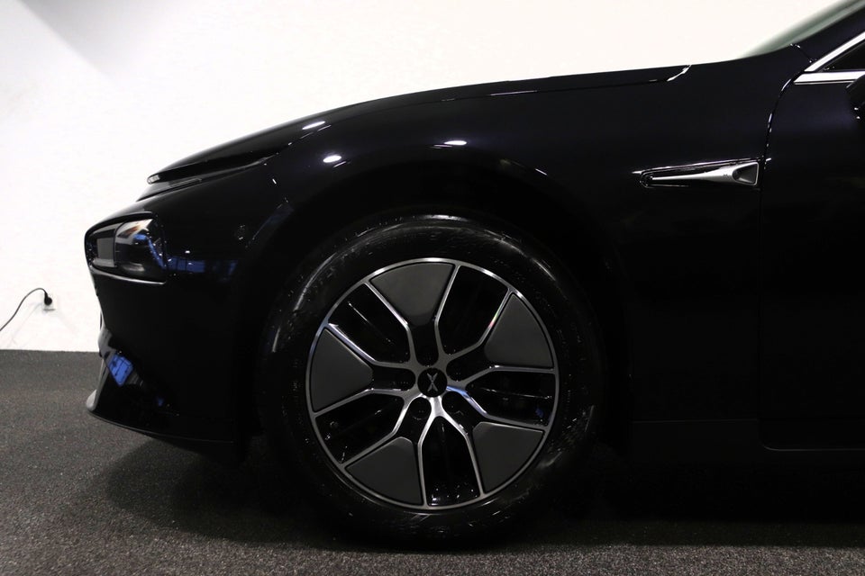 Xpeng P7 Long Range 4d