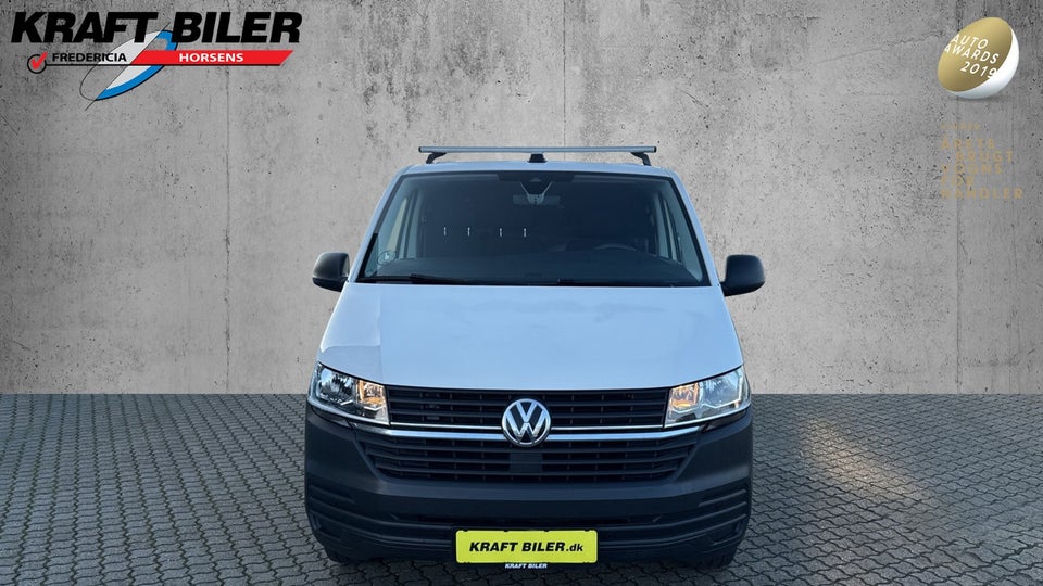 VW Transporter 2,0 TDi 110 Kassevogn lang