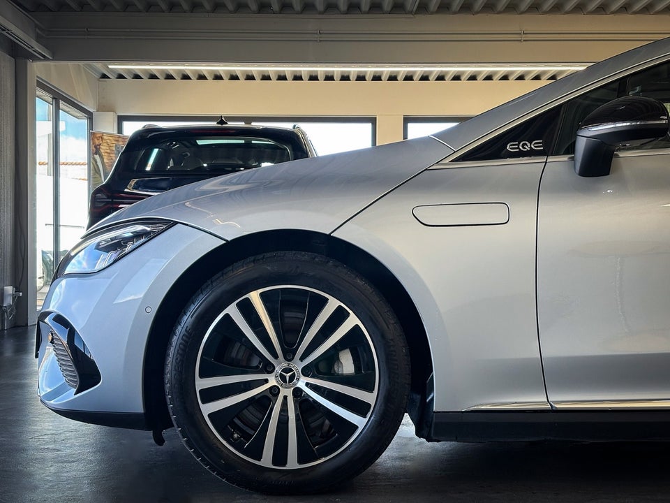 Mercedes EQE350+ 4d