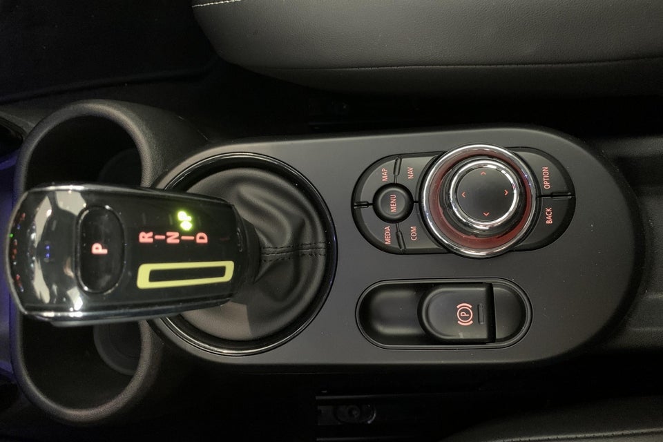 MINI Cooper SE Classic Trim 3d