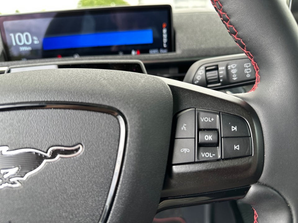 Ford Mustang Mach-E 75 Standard Range AWD 5d