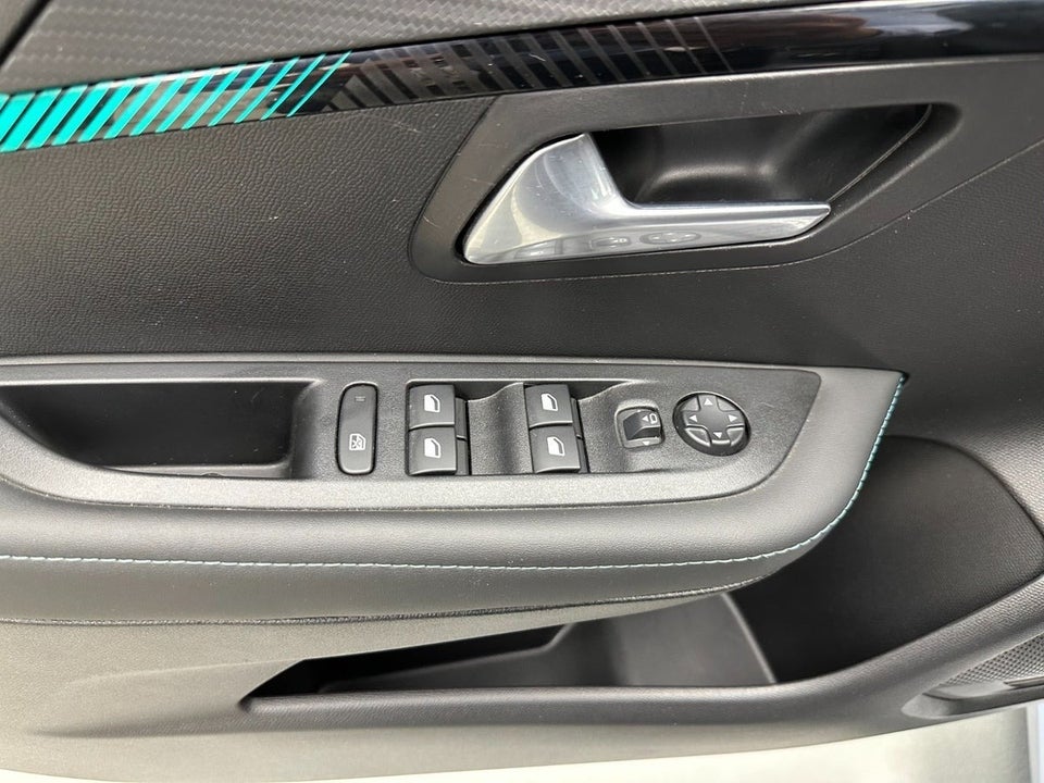 Peugeot e-208 50 Allure 5d