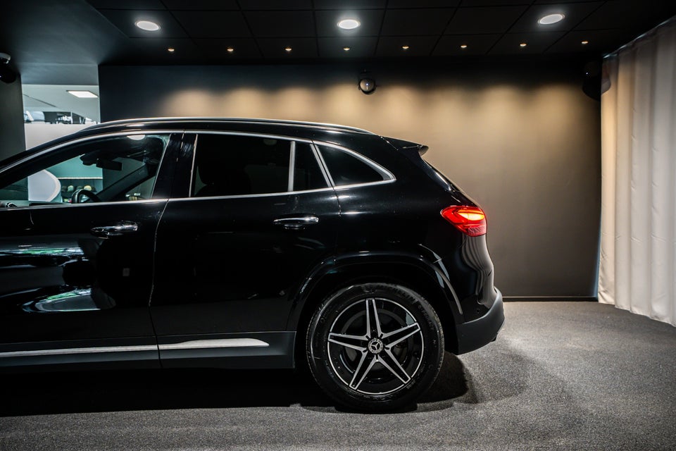 Mercedes EQA350 AMG Advance Plus 4Matic 5d