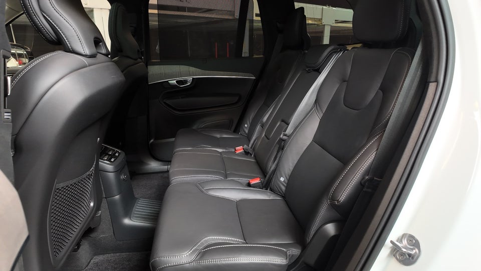 Volvo XC90 2,0 T8 ReCharge Ultimate Dark aut. AWD 7prs 5d