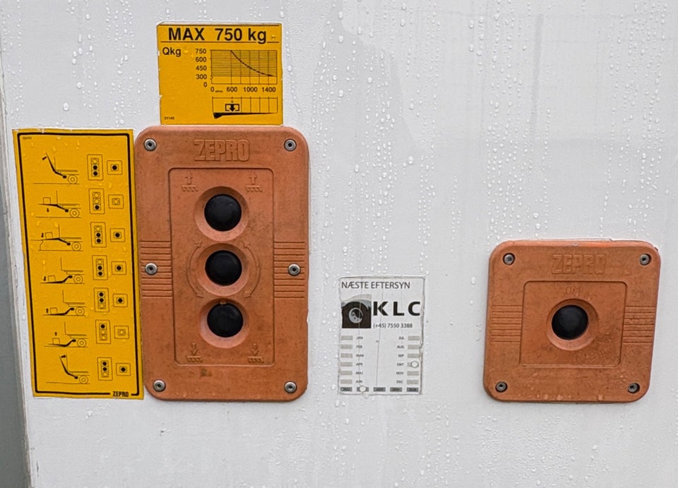 VW Crafter 2,0 TDi 163 Alukasse m/lift L 2d