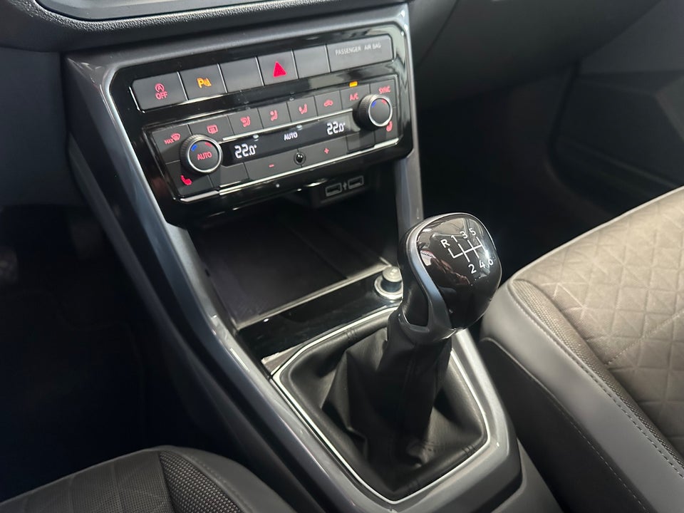 VW T-Cross 1,0 TSi 115 Style 5d