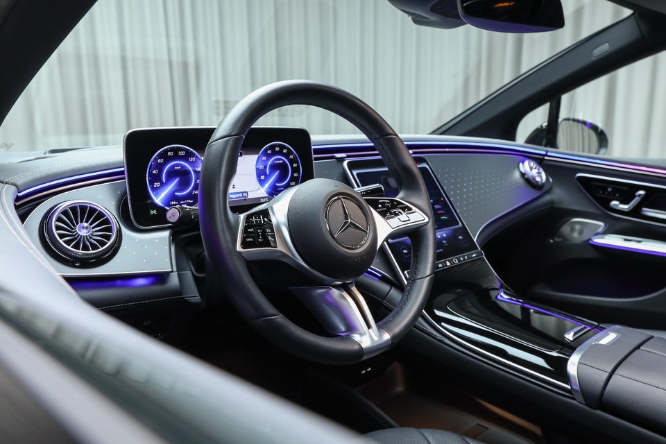 Mercedes EQE350 AMG Line Premium Plus 4d