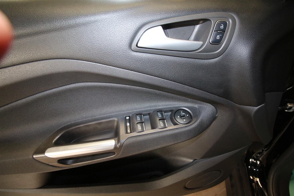 Ford C-MAX 1,0 SCTi 125 Titanium+ 5d