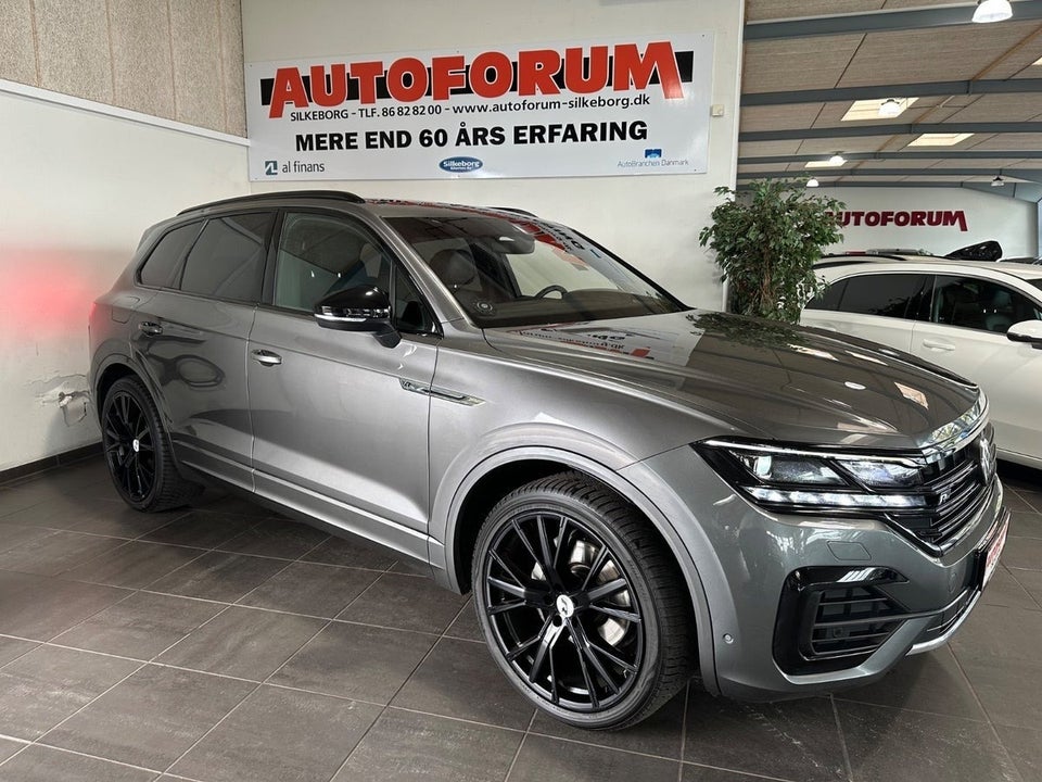 VW Touareg 3,0 TDi 286 R-line aut. 4Motion Van 5d