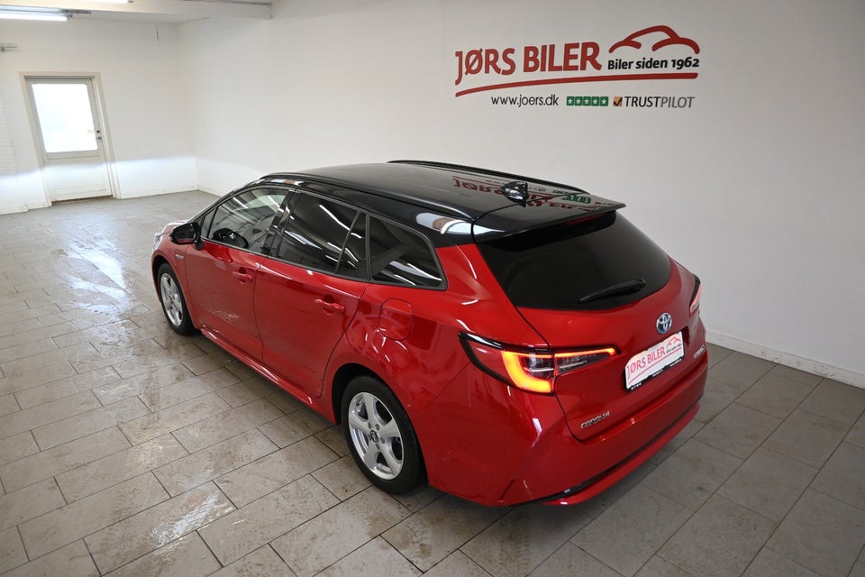 Toyota Corolla 1,8 Hybrid H3 Premium Touring Sports MDS 5d