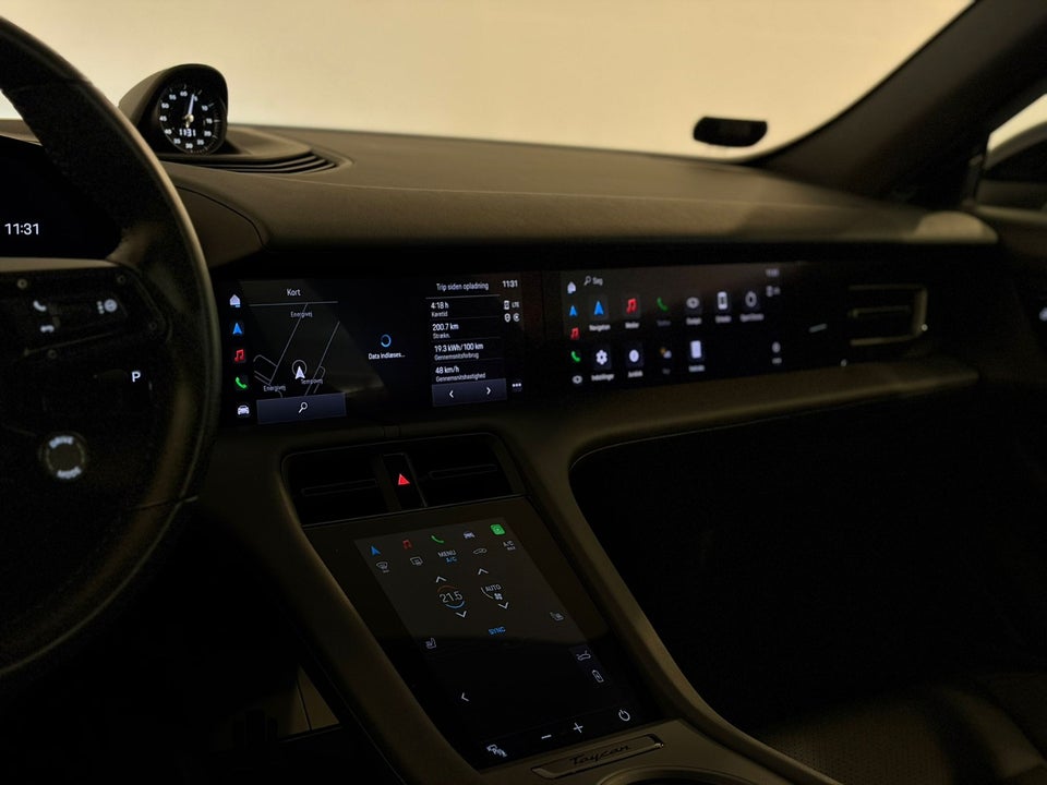 Porsche Taycan 4d