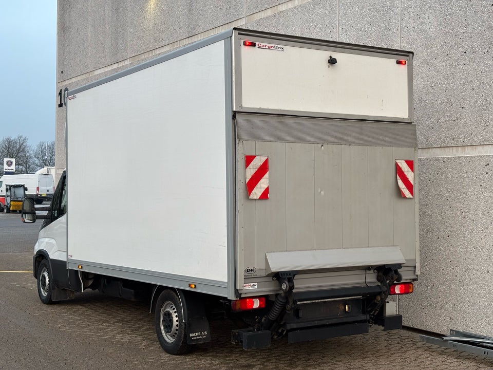 Iveco Daily 3,0 35S18 4100mm Box m/lift AG8