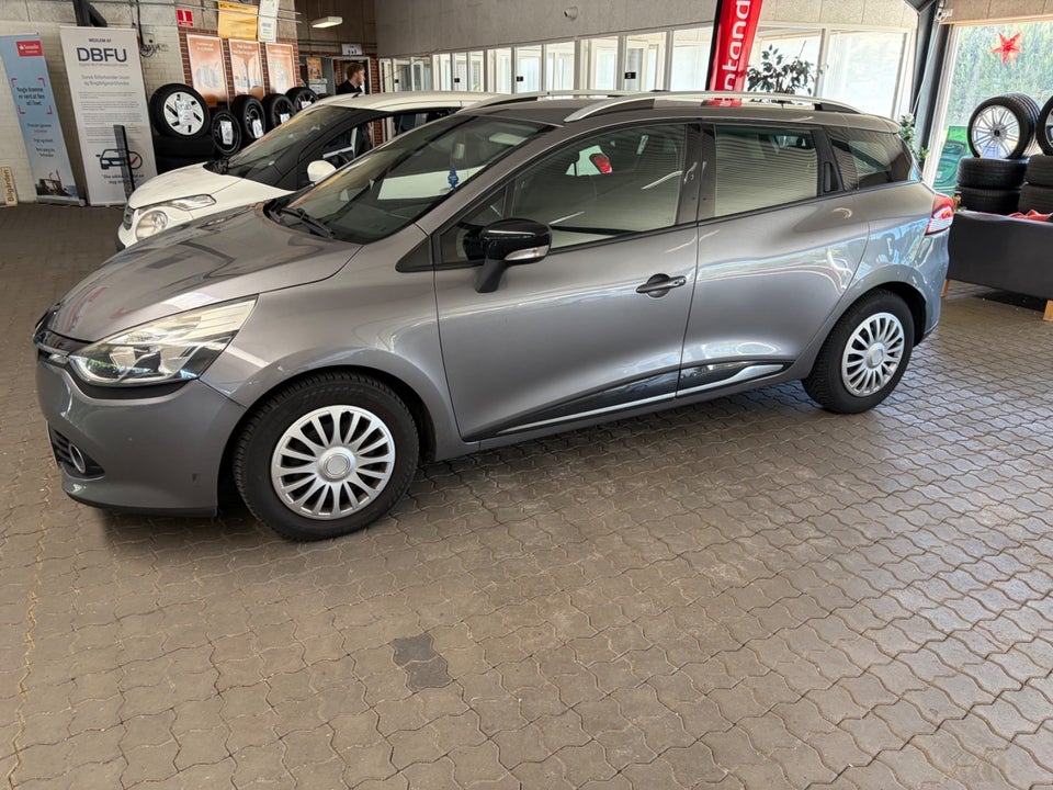 Renault Clio IV 0,9 TCe 90 Expression Sport Tourer 5d