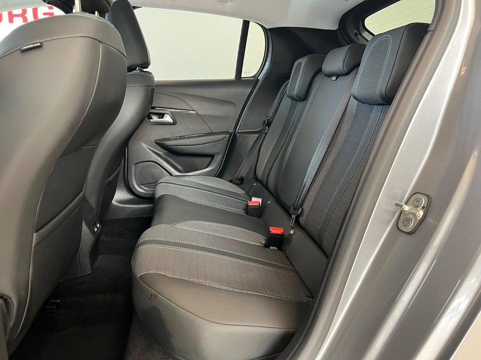 Peugeot 208 1,2 PureTech 100 Active 5d