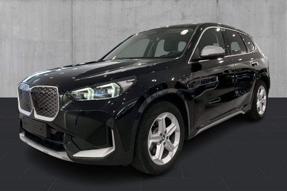 BMW iX1 xDrive30 5d