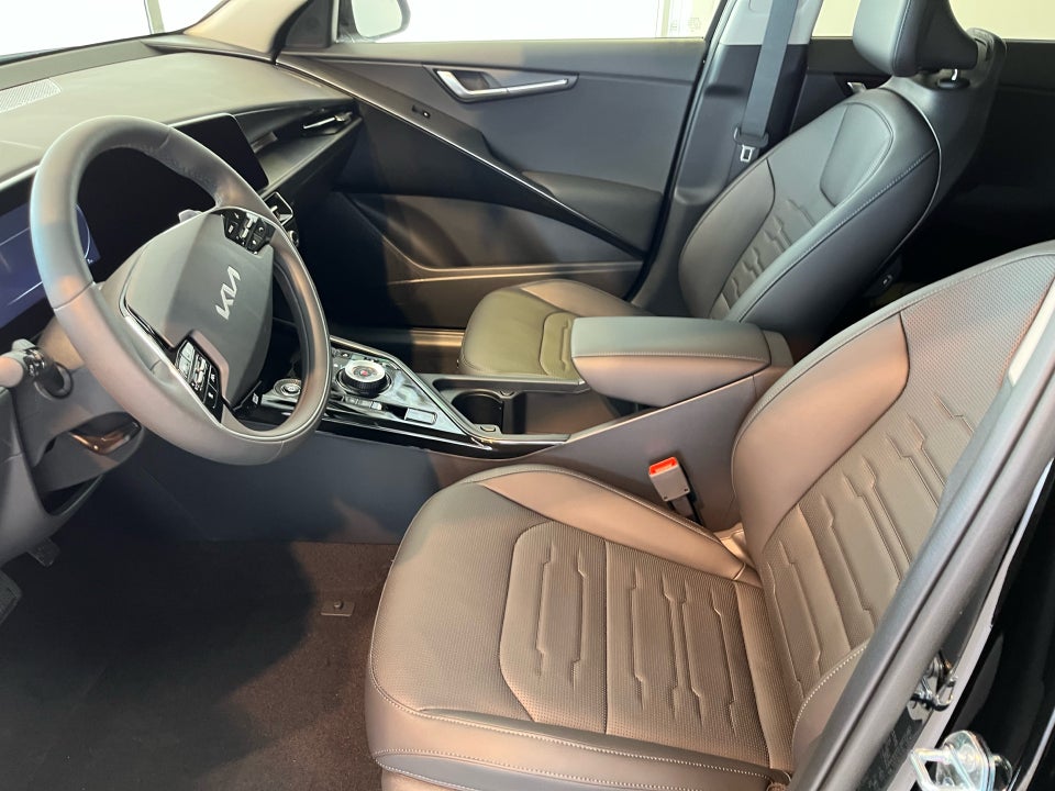 Kia Niro 64 EV Prestige 5d