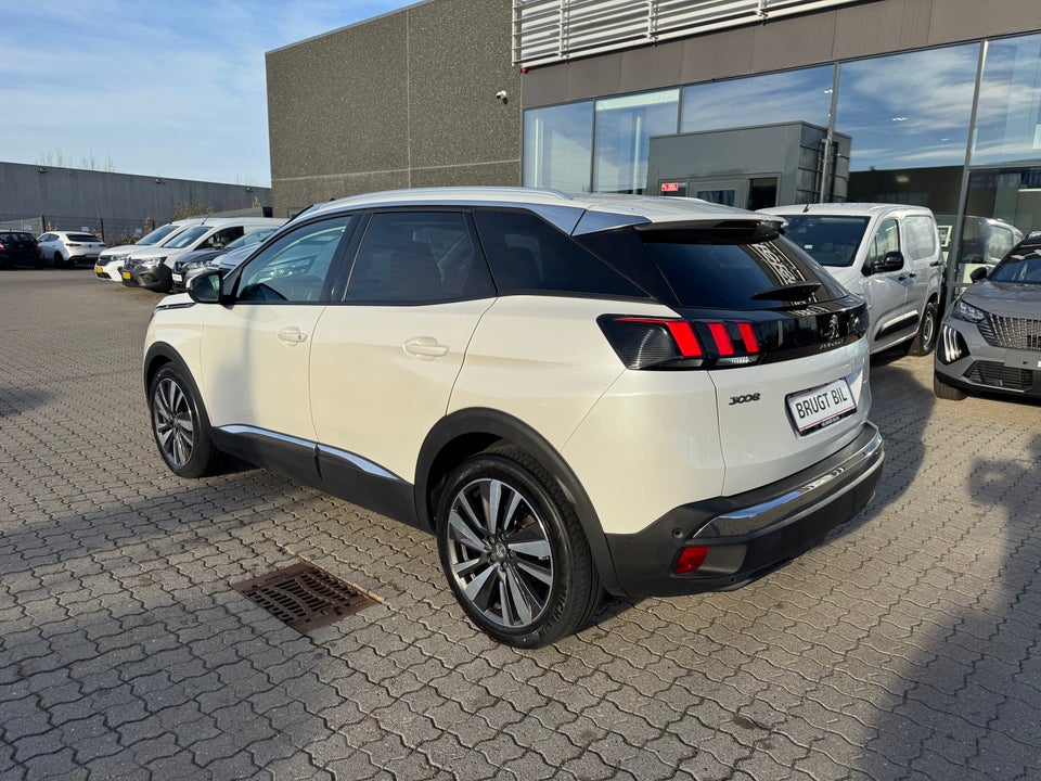 Peugeot 3008 1,5 BlueHDi 130 Limited Pack 5d