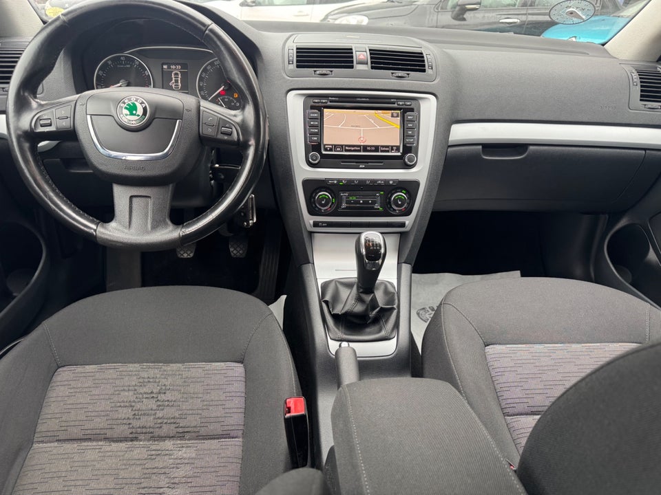 Skoda Octavia 1,4 TSi 122 Ambiente Combi 5d