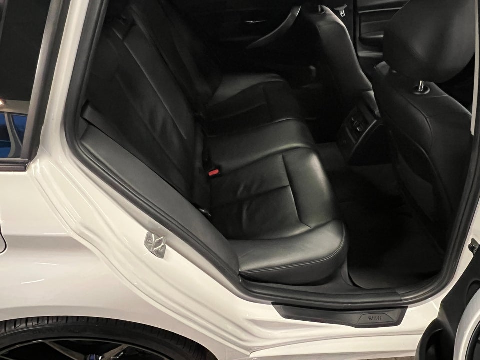 BMW 320d 2,0 Touring xDrive aut. 5d