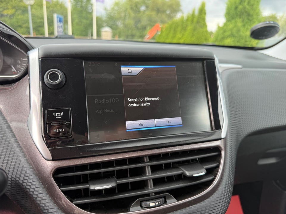 Peugeot 2008 1,2 VTi 82 Excite 5d