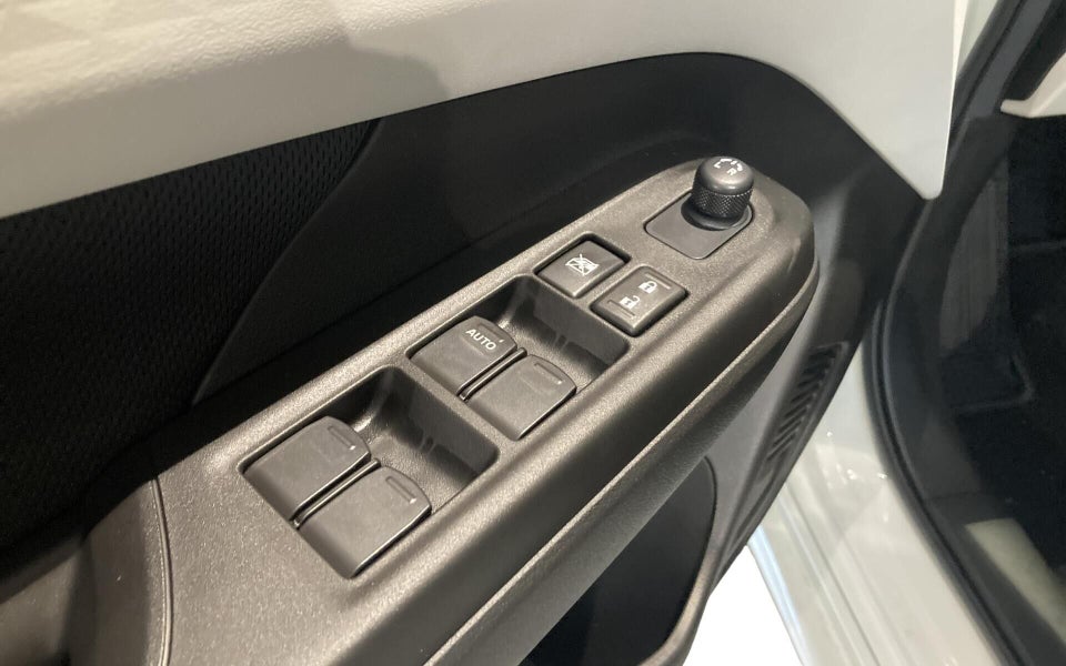 Suzuki Swift 1,2 Advance 5d