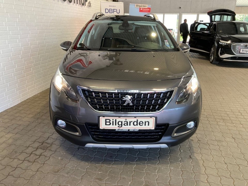 Peugeot 2008 1,2 e-THP 110 Allure Sky 5d