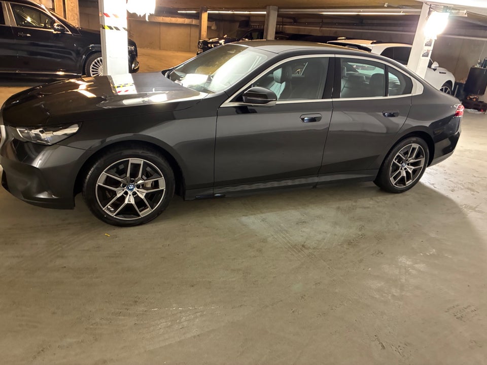 BMW i5 eDrive40 Sport Line 4d