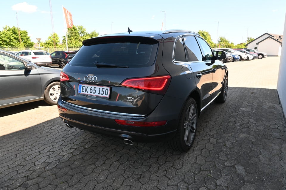 Audi Q5 3,0 TDi 245 quattro S-tr. 5d