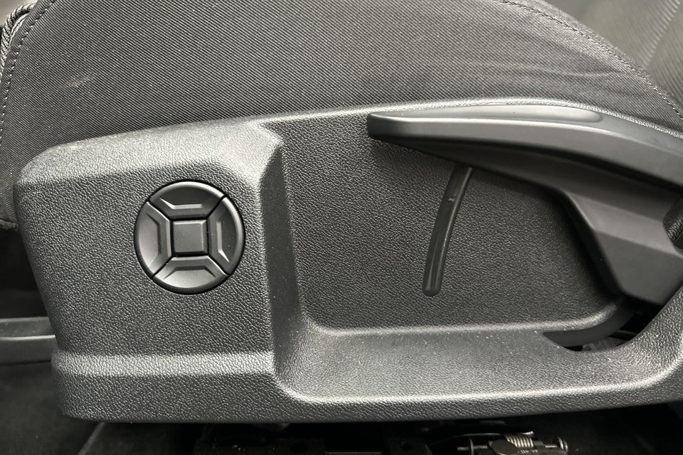 Audi Q4 e-tron 45 Progress 5d