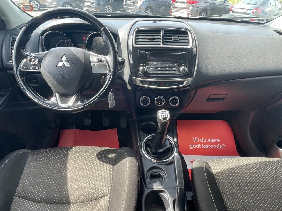 Mitsubishi ASX 1,6 Invite 5d