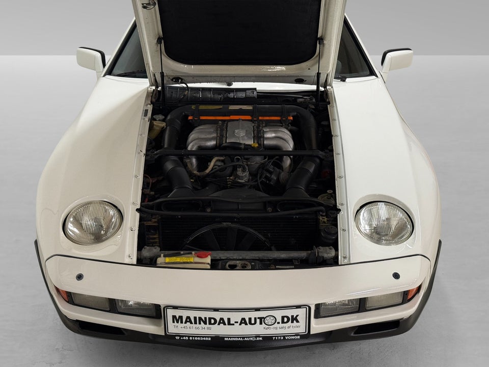 Porsche 928 4,7 S 3d