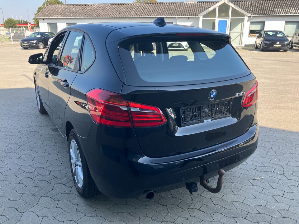 BMW 218d 2,0 Active Tourer 5d