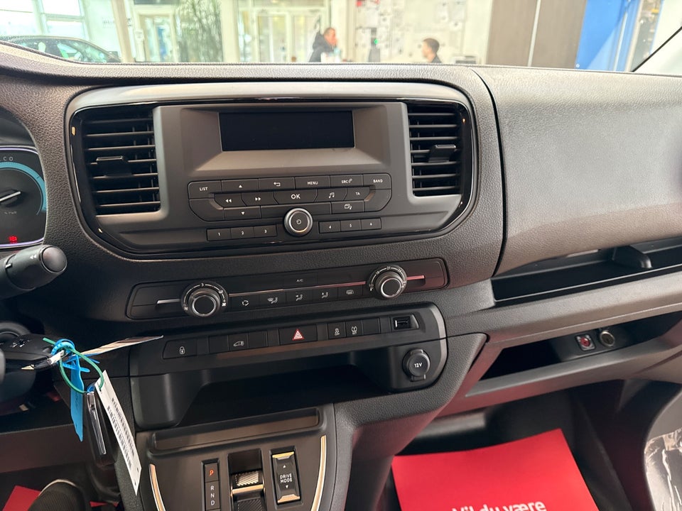 Peugeot e-Expert 50 L2 Plus Van