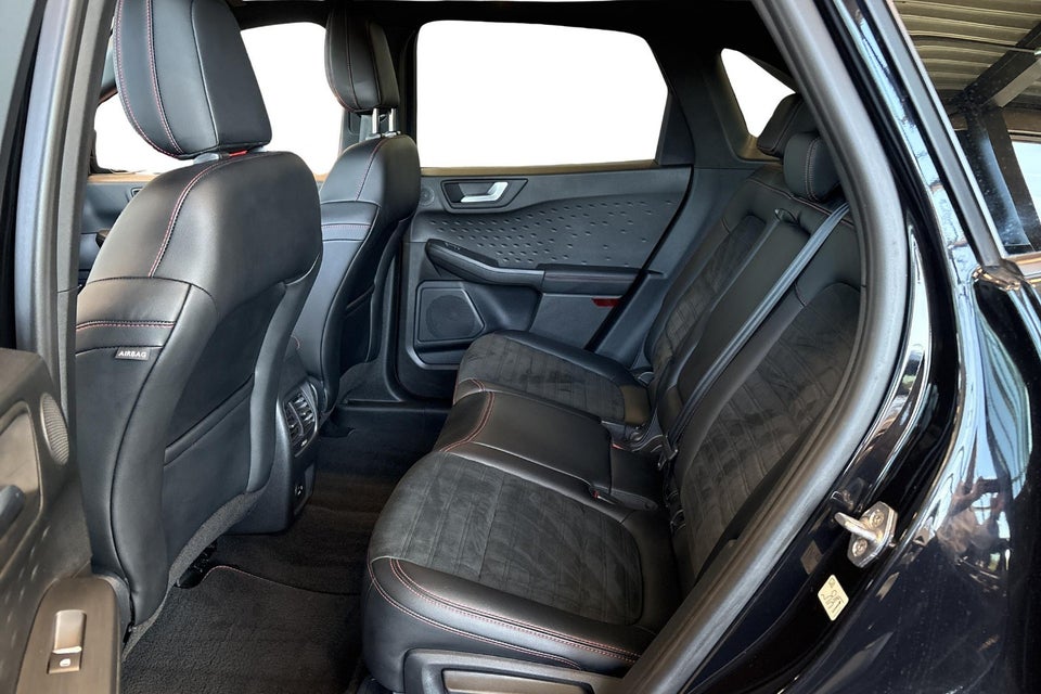 Ford Kuga 2,5 PHEV ST-Line X CVT 5d