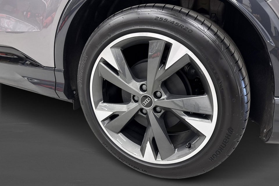 Audi Q4 e-tron 55 S-line Edition quattro 5d