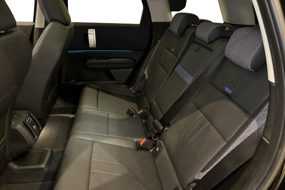 MINI Countryman SE Classic Trim M+ ALL4 5d