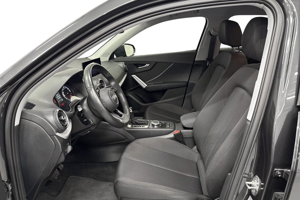 Audi Q2 35 TFSi Prestige S-tr. 5d