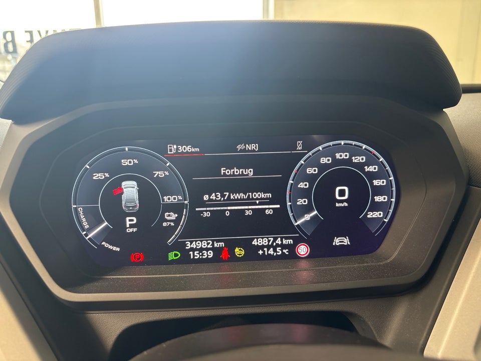 Audi Q4 e-tron 40 Advanced 5d