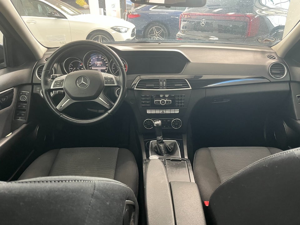 Mercedes C180 2,2 CDi BE 4d