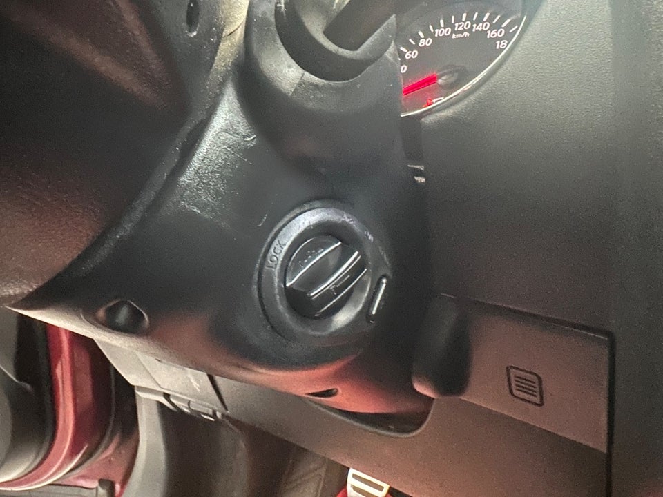 Nissan Qashqai 1,6 Tekna 5d